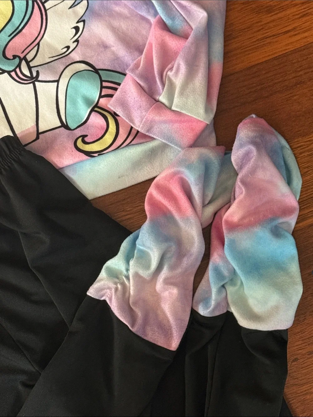 3/$12 SHEIN Pastel Pink & Blue Tie-Dye Unicorn Hoodie Set (7Y)